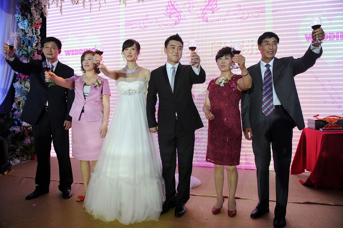 弟弟结婚哥哥发言