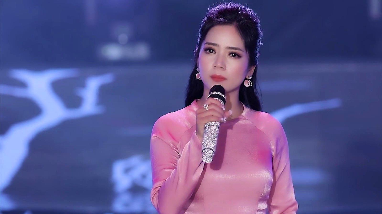 [图]非常好听的越南抒情歌曲《Ai Thương Yêu Em Hoàng Hải》