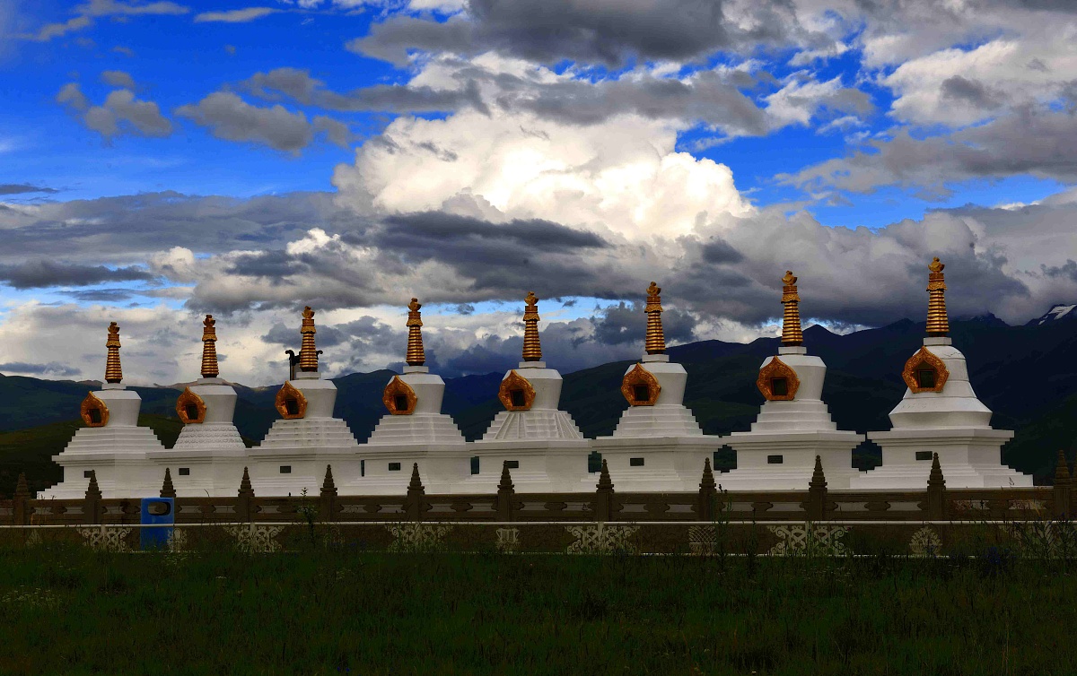 藏内容的含义：西藏与藏传佛教