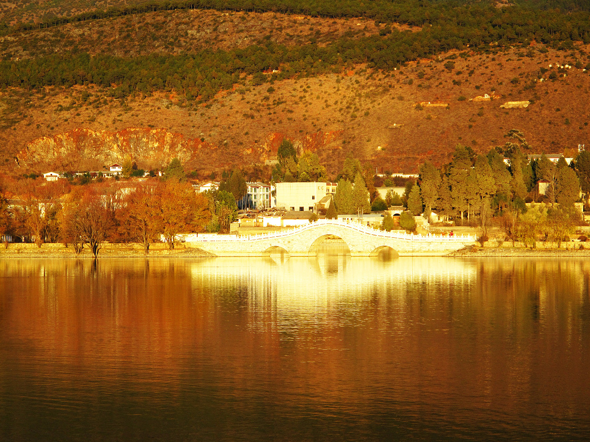 夏天旅游近代散文三分钟