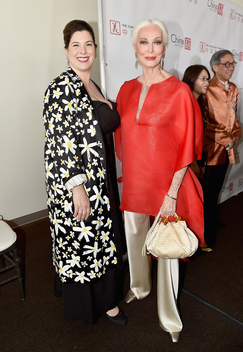 纽约中国年文化传播案例分析研究论文：成功原因、影响及建议