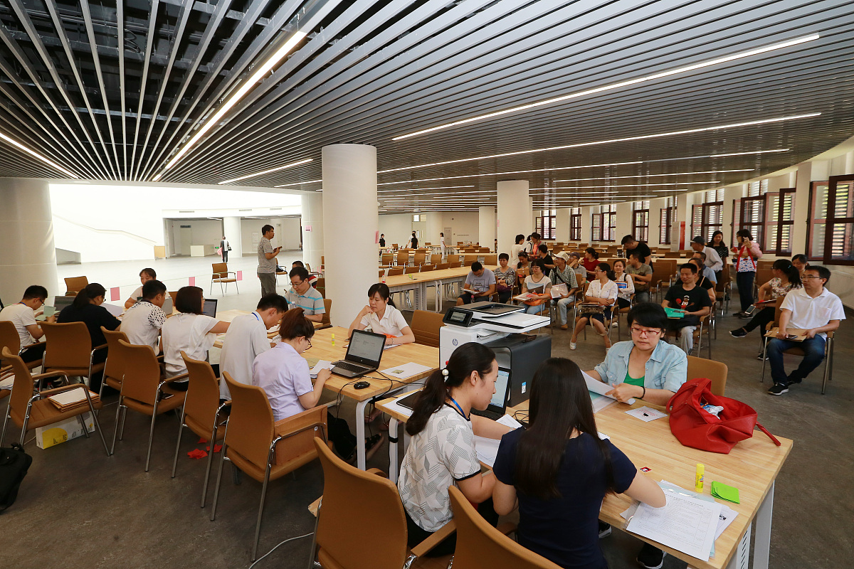 重庆冶金高级技工学校招生办联系电话 - 报名咨询电话