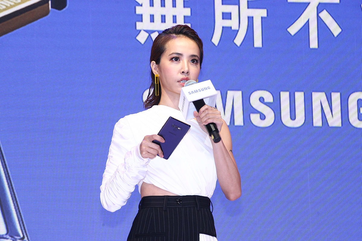 2018年8月15日,台北,明星出席手机品牌上市记者会.蔡依林