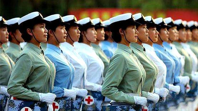 [图]中国女兵为什么这么整齐？看完你就知道了，令人心疼！