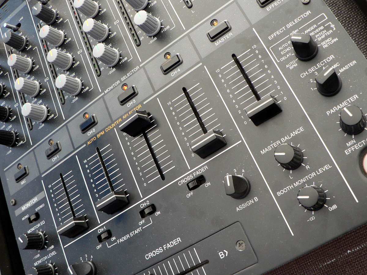 安装alsa库但是不能用arecord命令录音