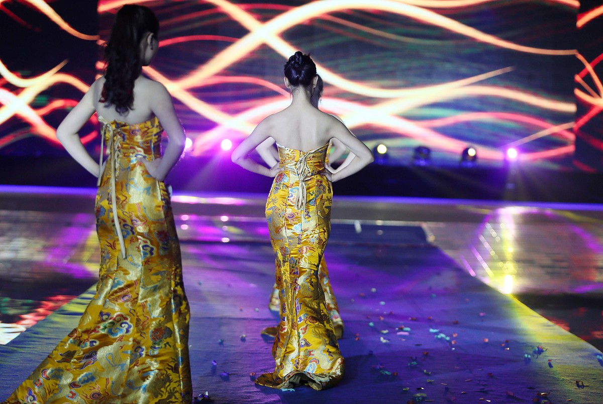 20个词形容品质超群：卓越、精湛、完美无缺...