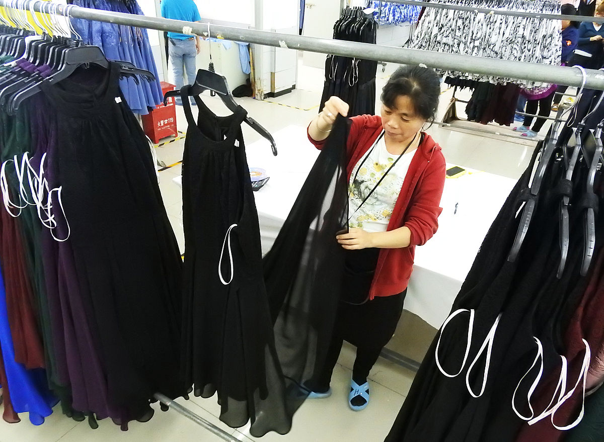 制衣公司快反组周报 -  生产效率提升 & 订单按时交付