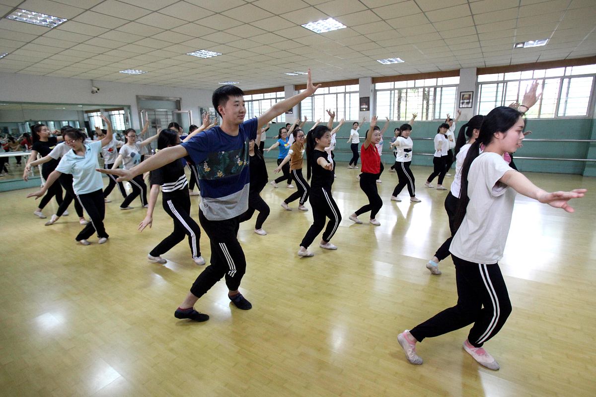 甘肃幼师学校学费：2023年报考指南