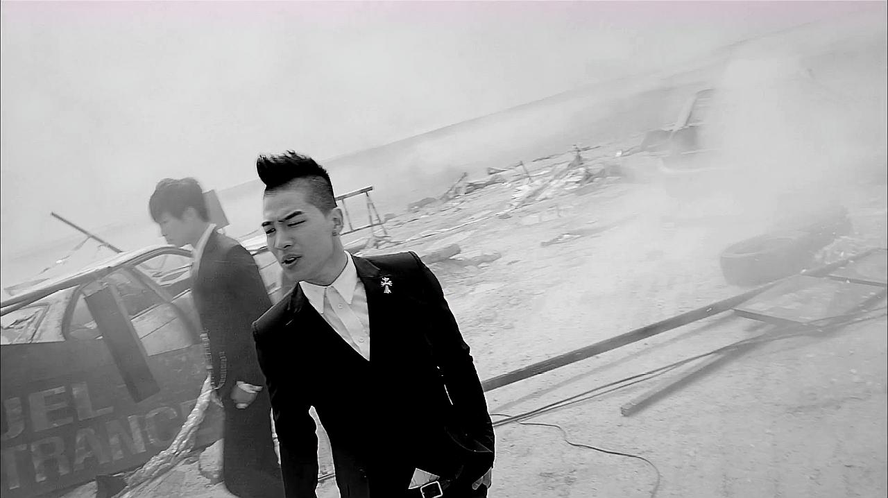 [图]黑白世界Big Bang-LoveSong (World Premiere)