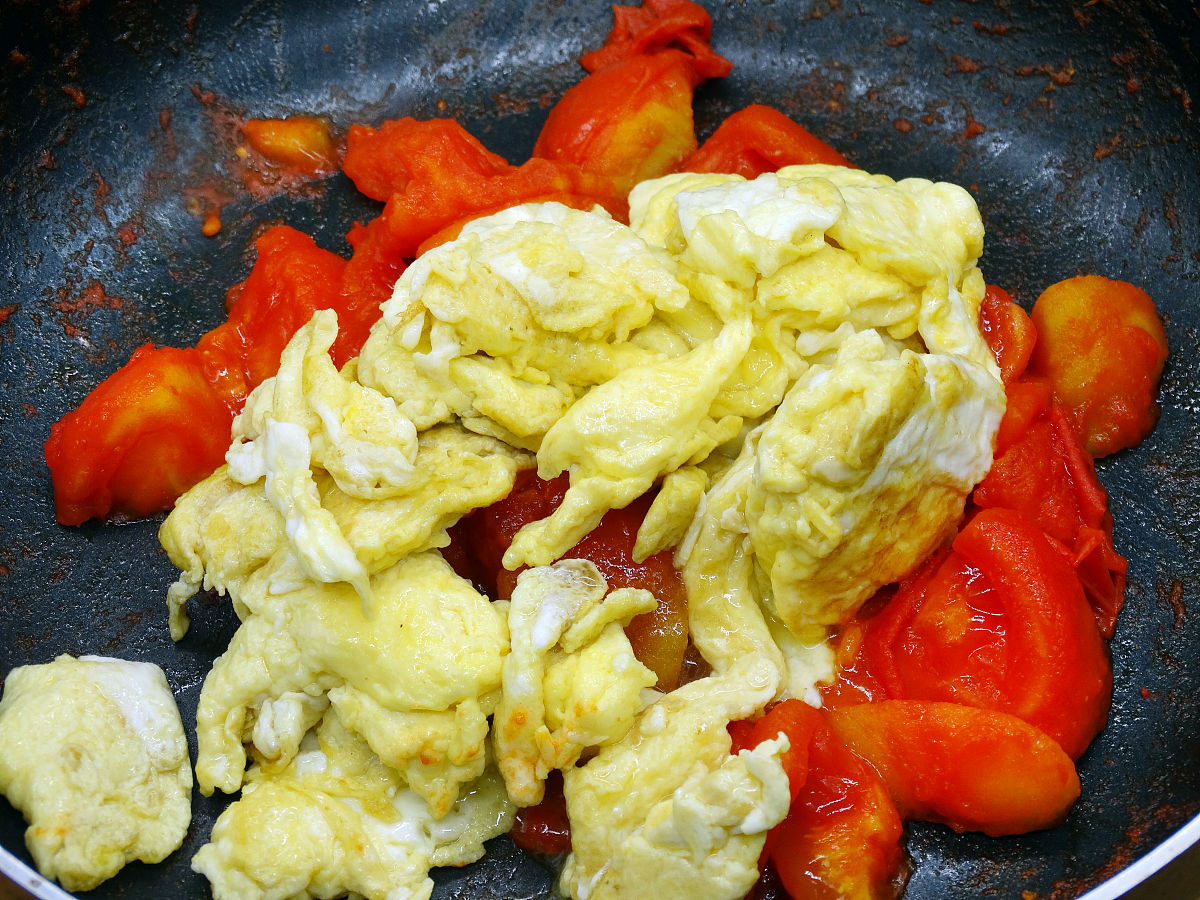 西红柿炒鸡蛋做法