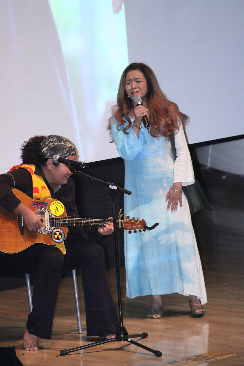 从现在开始你每一句话的结尾都要加上再见