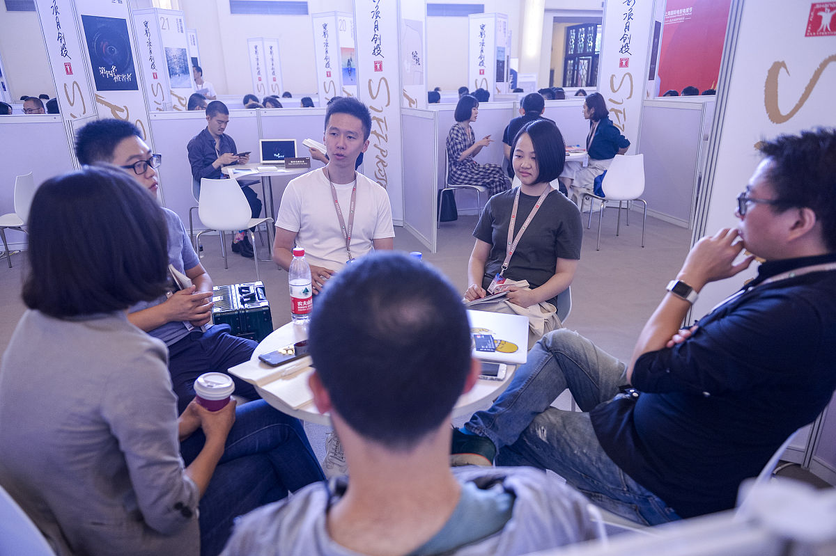 高校科研团队 传统文化与影视传播 团队的建设措施