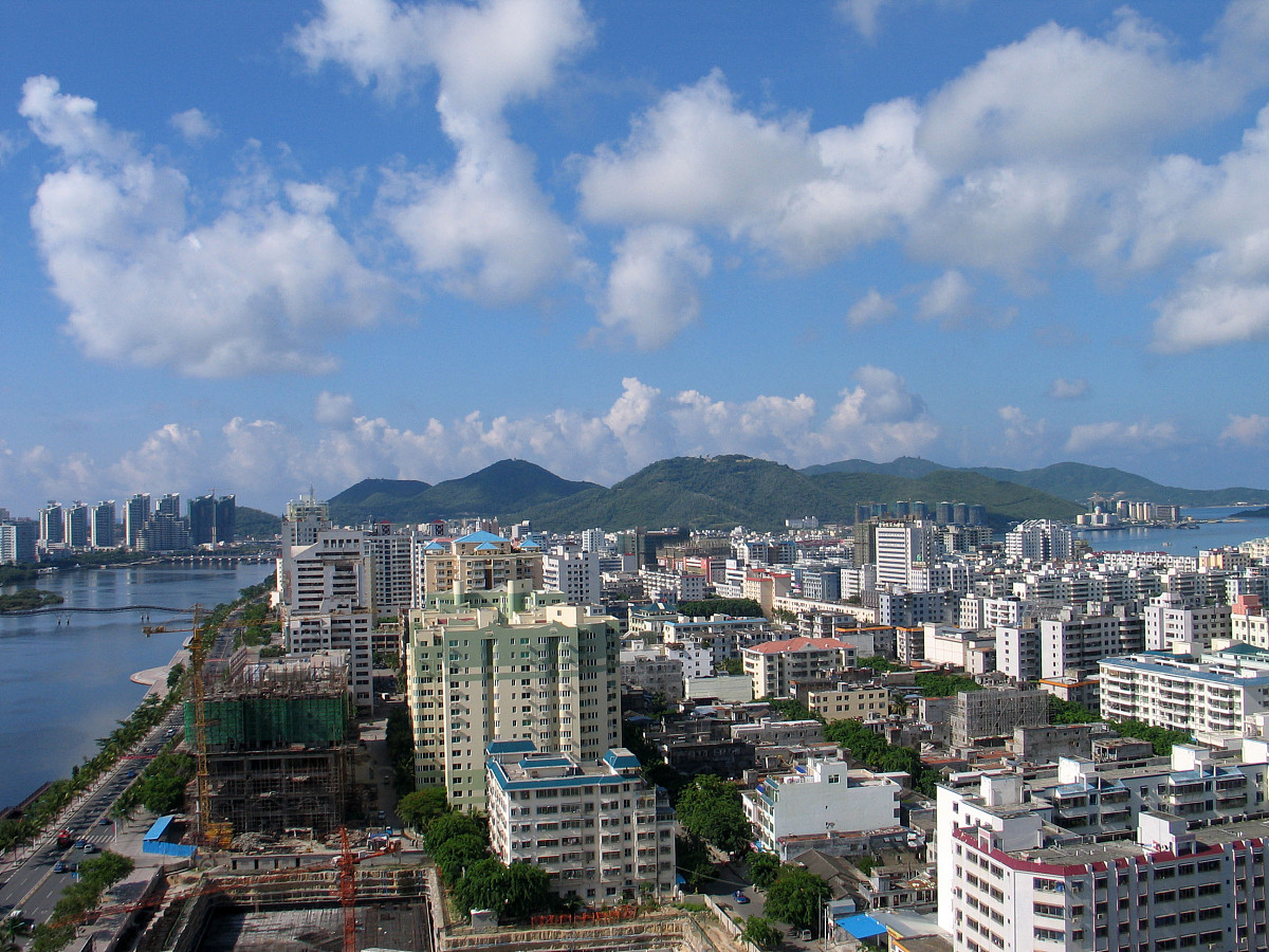2007年6月19日,中国著名旅游城市,海南三亚市鸟瞰图.+++_+++海南,三亚