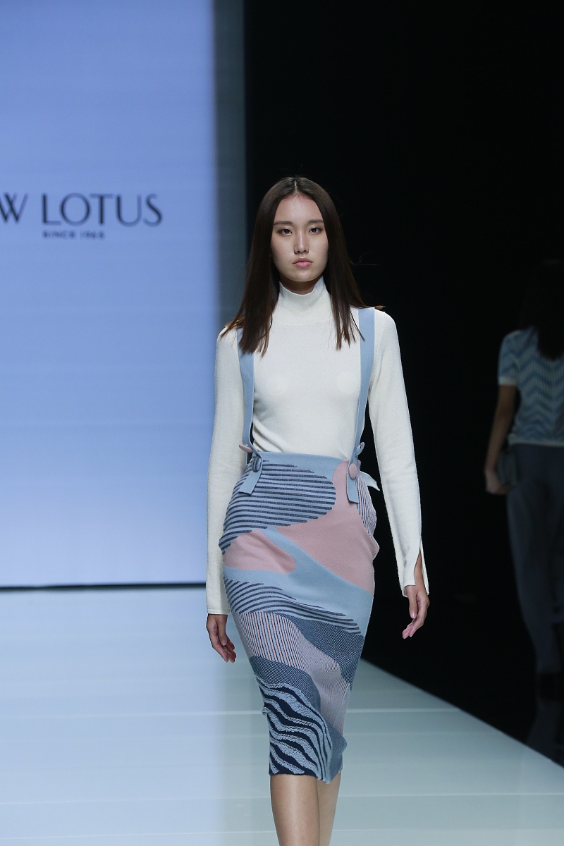 开头总是少一个字