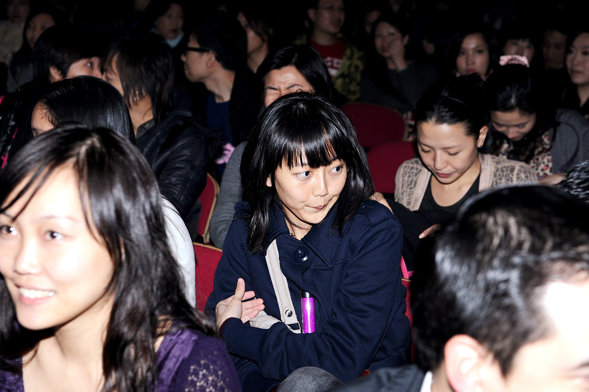 2010年2月5日,香港,孙燕姿在香港红馆举行了"答案是.孙燕姿2010世界巡