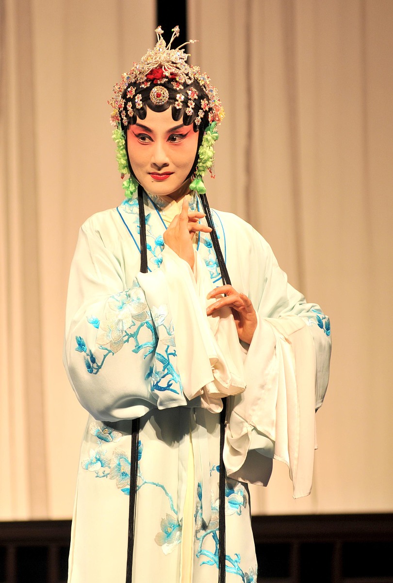2009年6月26日,南京,昆剧《钗钏记 落园》由江苏省昆剧院演出.***_***