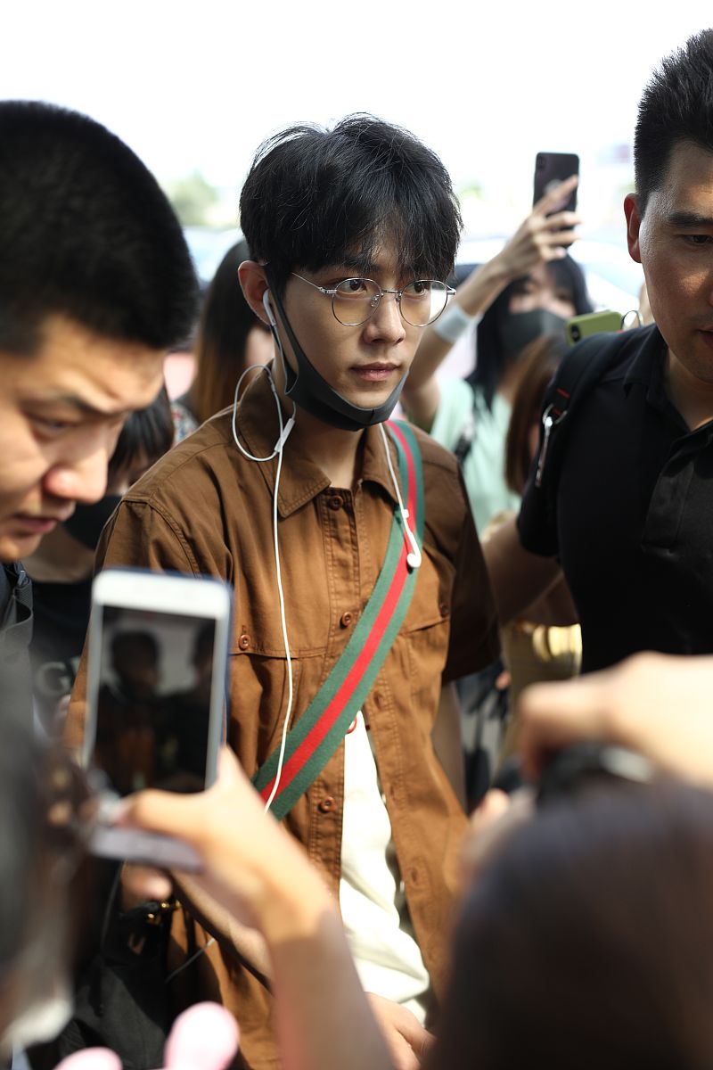 肖战 - 中国内地男演员、歌手，代表作《陈情令》、《斗罗大陆》