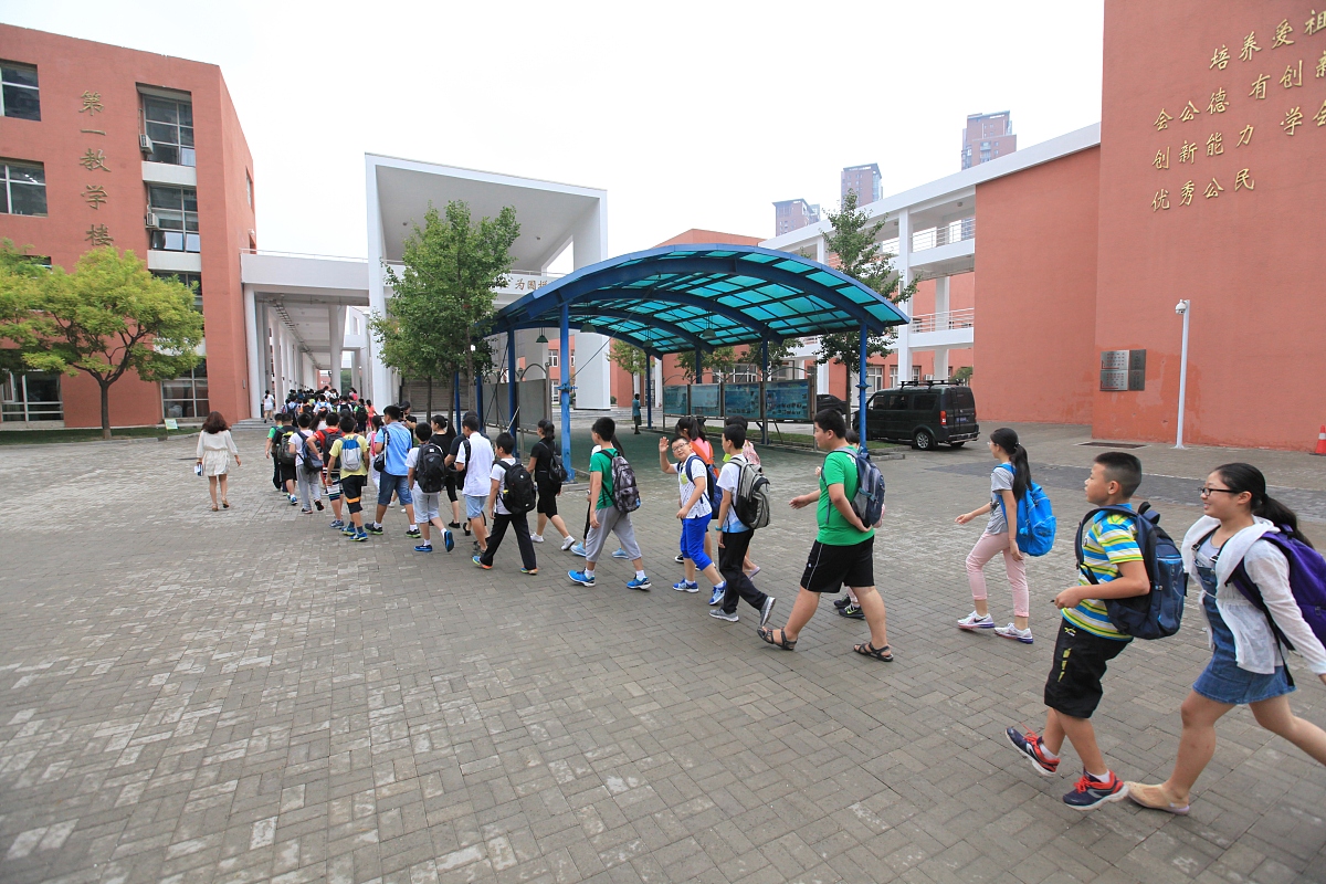 威海市常春藤外国语学校怎么样好不好