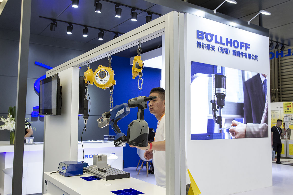 重庆市荣昌区职业教育中心模具制造技术专业课程设置：培养模具制造人才