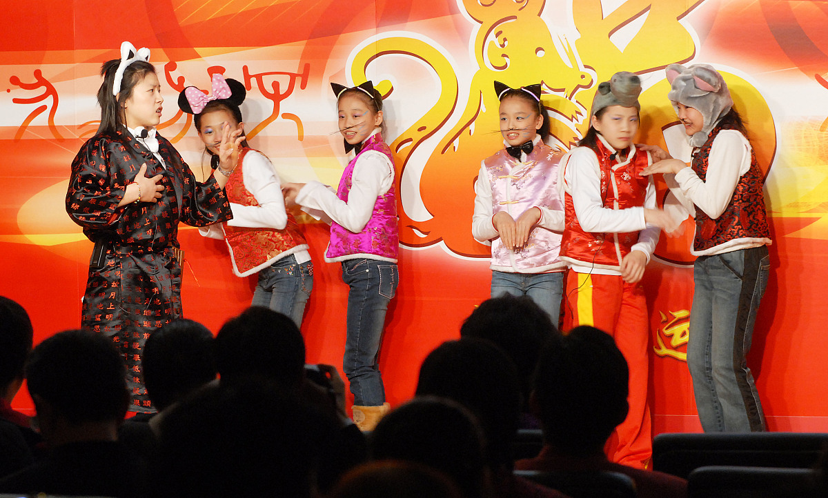 2008年2月3日,北京,中国国家体操队在国家体育总局举行了一场别开生面