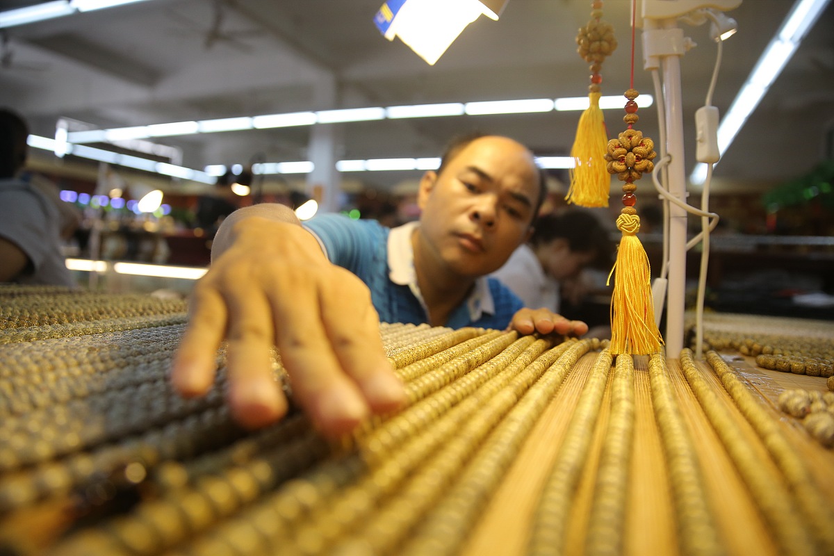 吉林交通运输类专业适合女生学吗？发展前景分析