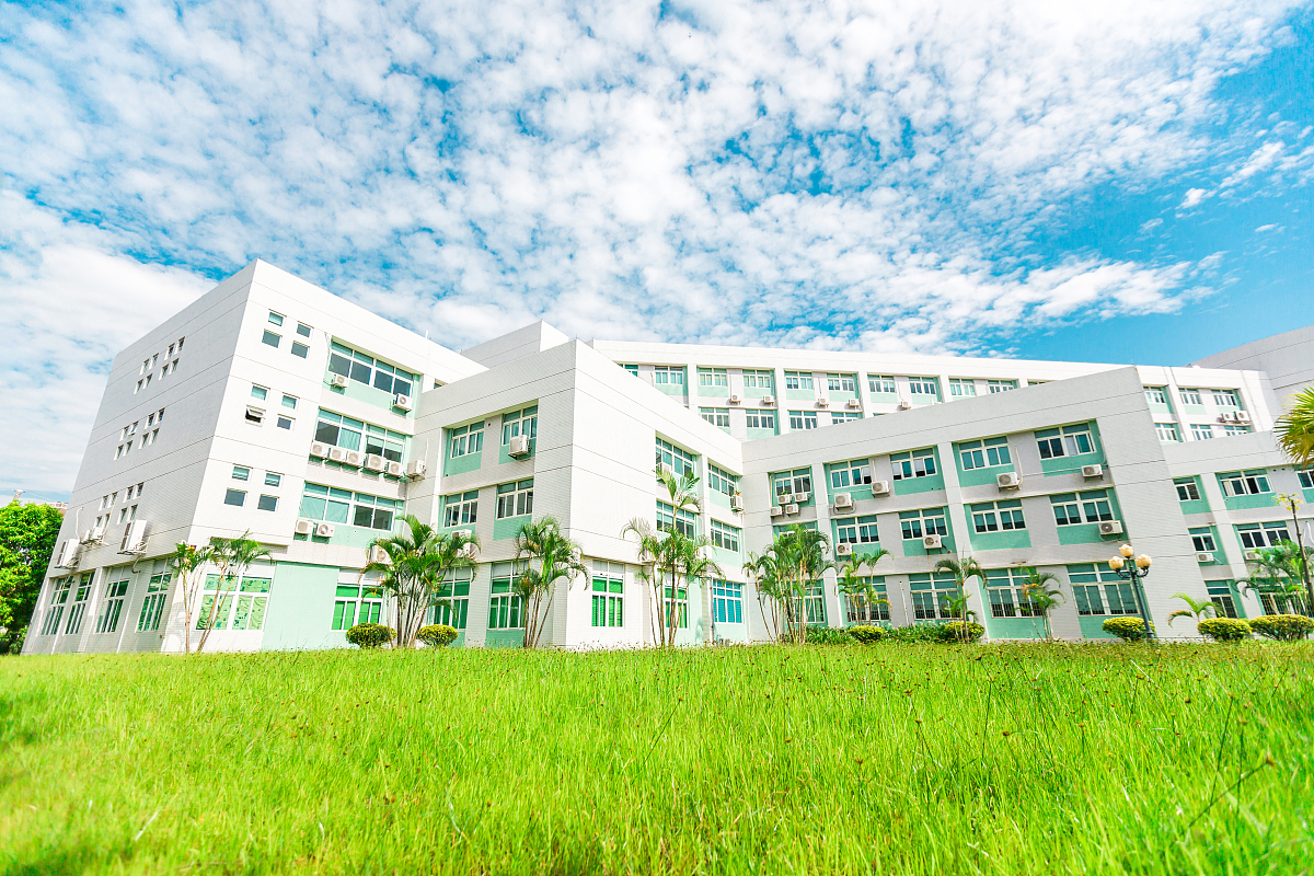 广州市生物医药高级职业技术学校药剂专业怎么样？就业前景分析