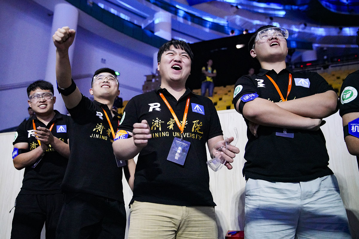 UZI 现状分析：职业生涯回顾及未来展望