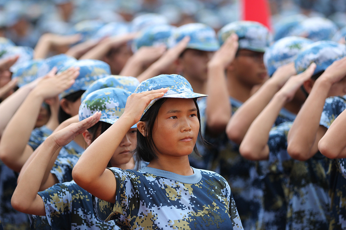 用实践淬炼青春：青年学生如何让青春闪光