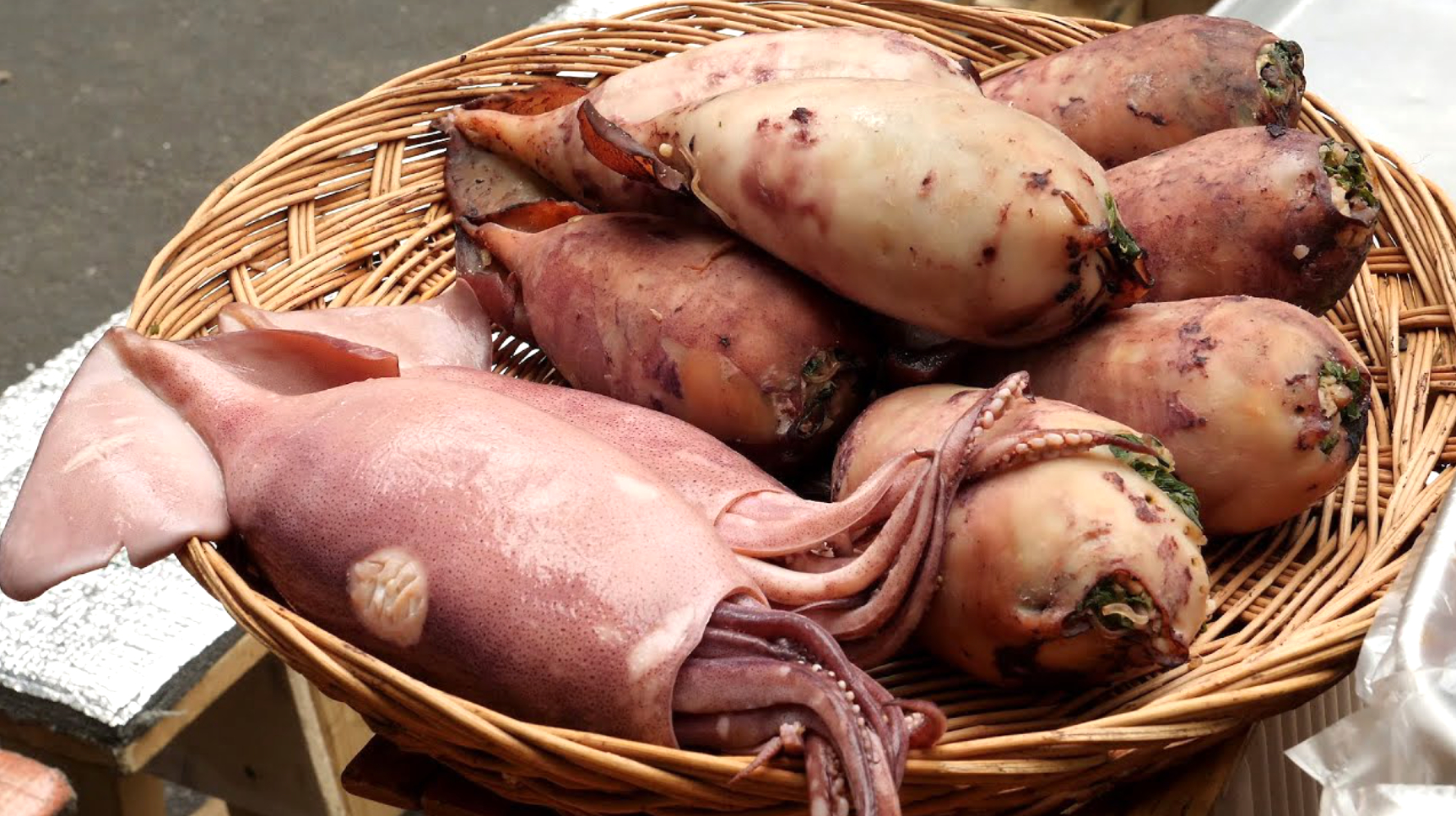 鱿鱼还能这样吃?一刀下去,真叫人流口水!