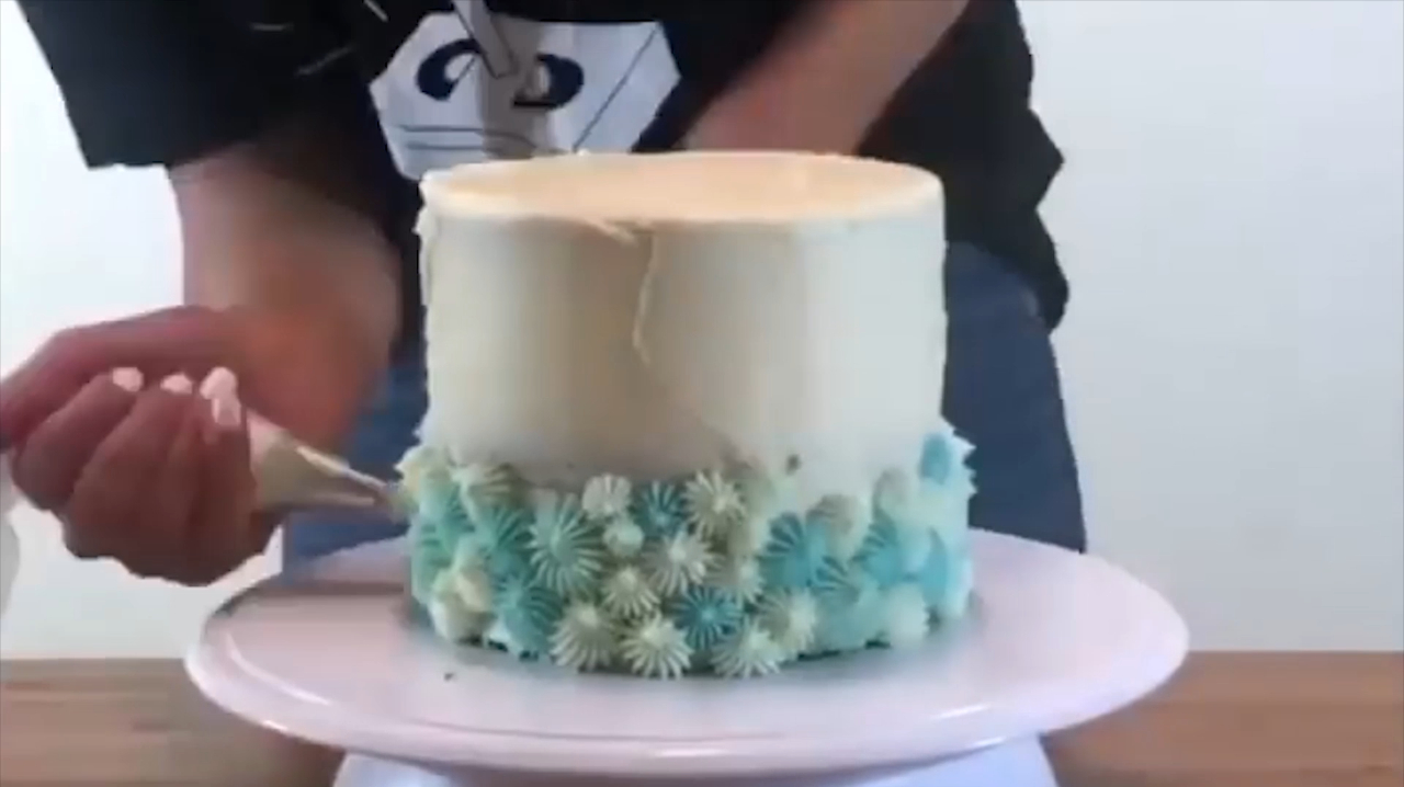国外达人制作的生日蛋糕,送给自己的三十岁,超暖心