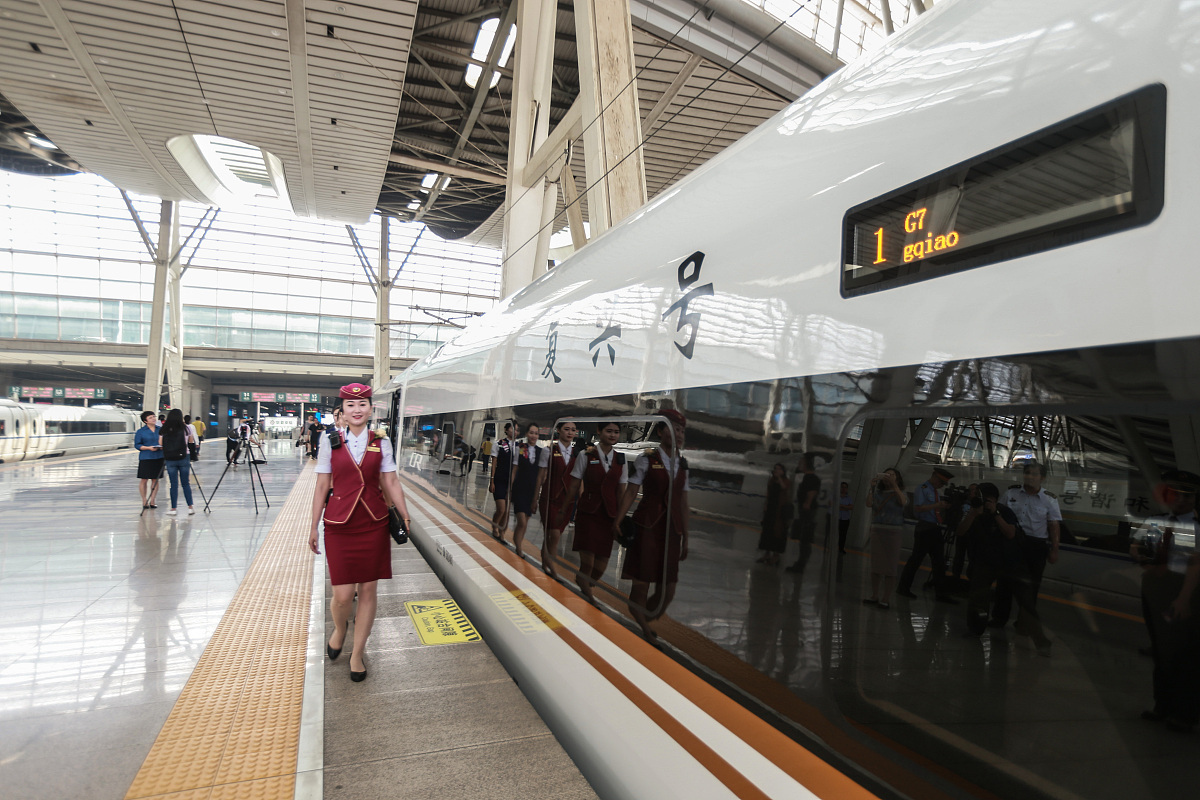 G2631 高铁线路途经站点：北京南站到上海虹桥站