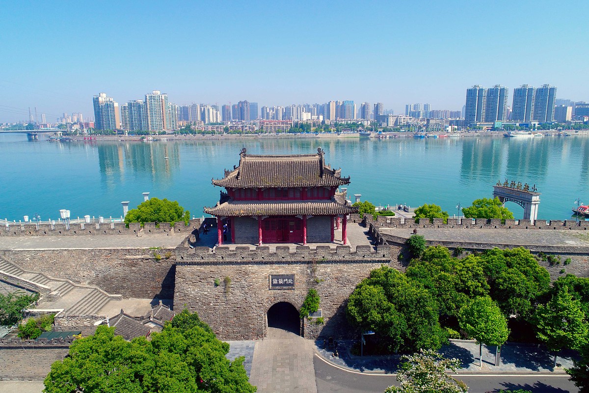 ***_***2017年6月6日,湖北省襄阳市,历史文化名城,明清城墙古建筑.临