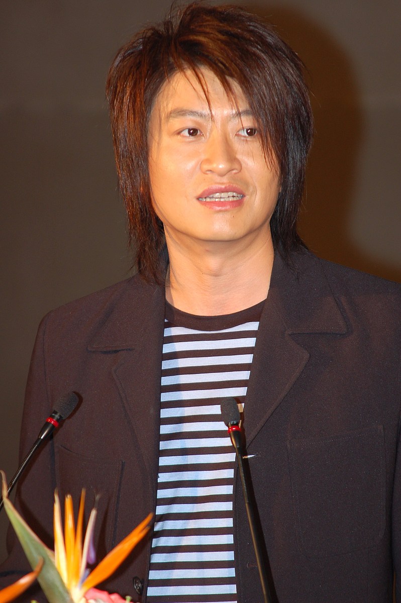 2007年 10月 12日 , 北京 , 游鸿明 出席 北京 奥运会 倒计时 300 天 