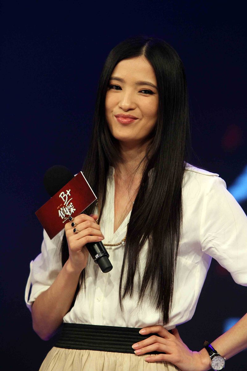 2011年3月28日,北京,电影《b+侦探》发布会举行.***_***龚蓓?+++_+++