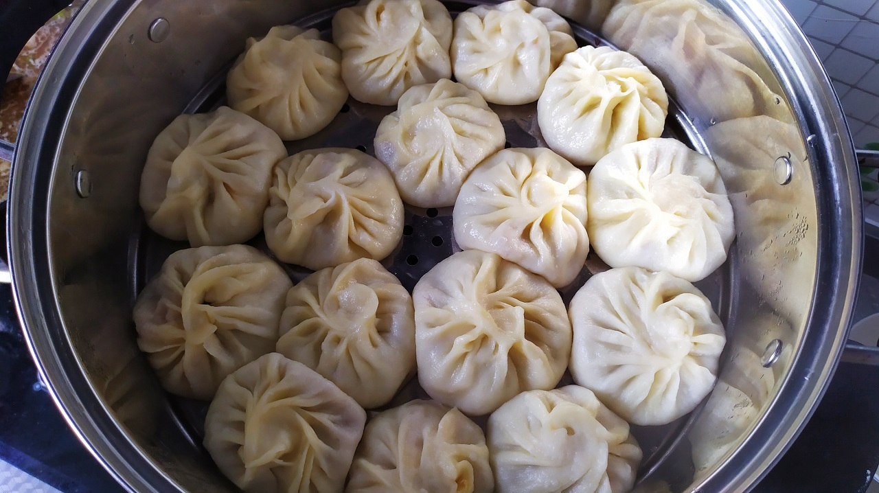 教您制作灌汤包的3个技巧,汤汁丰盈,薄皮大馅,新手看一遍就会