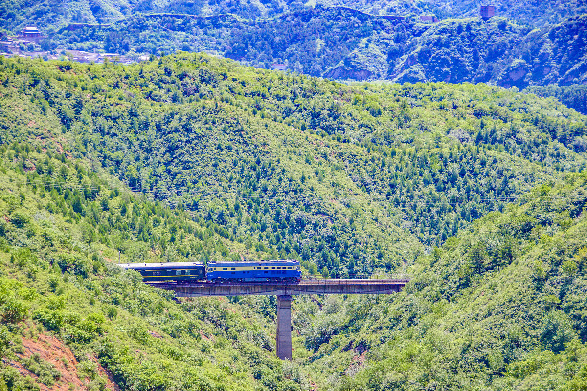 德阳市旅游职业学校2020年春季招生简章 - 培养旅游服务人才的优质选择