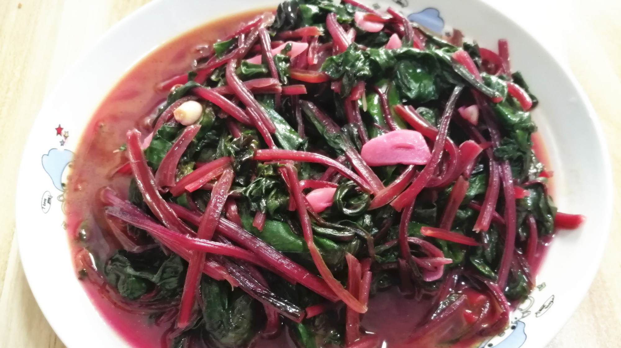 清炒甜菜,你没见过的菜。农村人的回忆,城市人的奢望