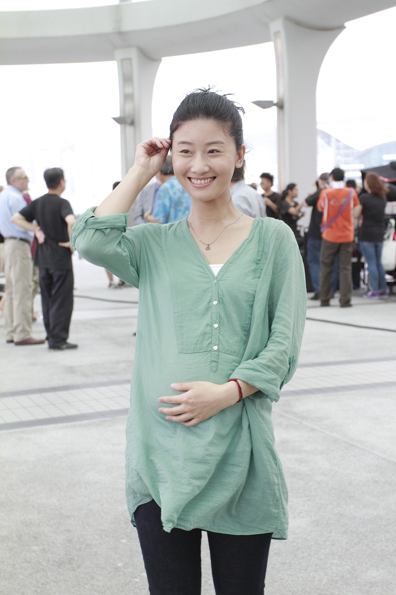 2012年9月6日,香港,电影《一个复杂的故事》开镜仪式.***_*** 车婉婉+