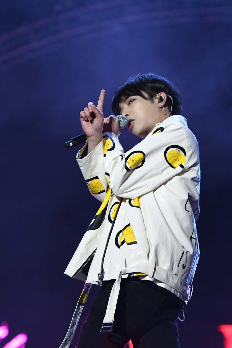 2017年4月22日,上海,b.i.g泛娱乐嘉年华.***_***华晨宇