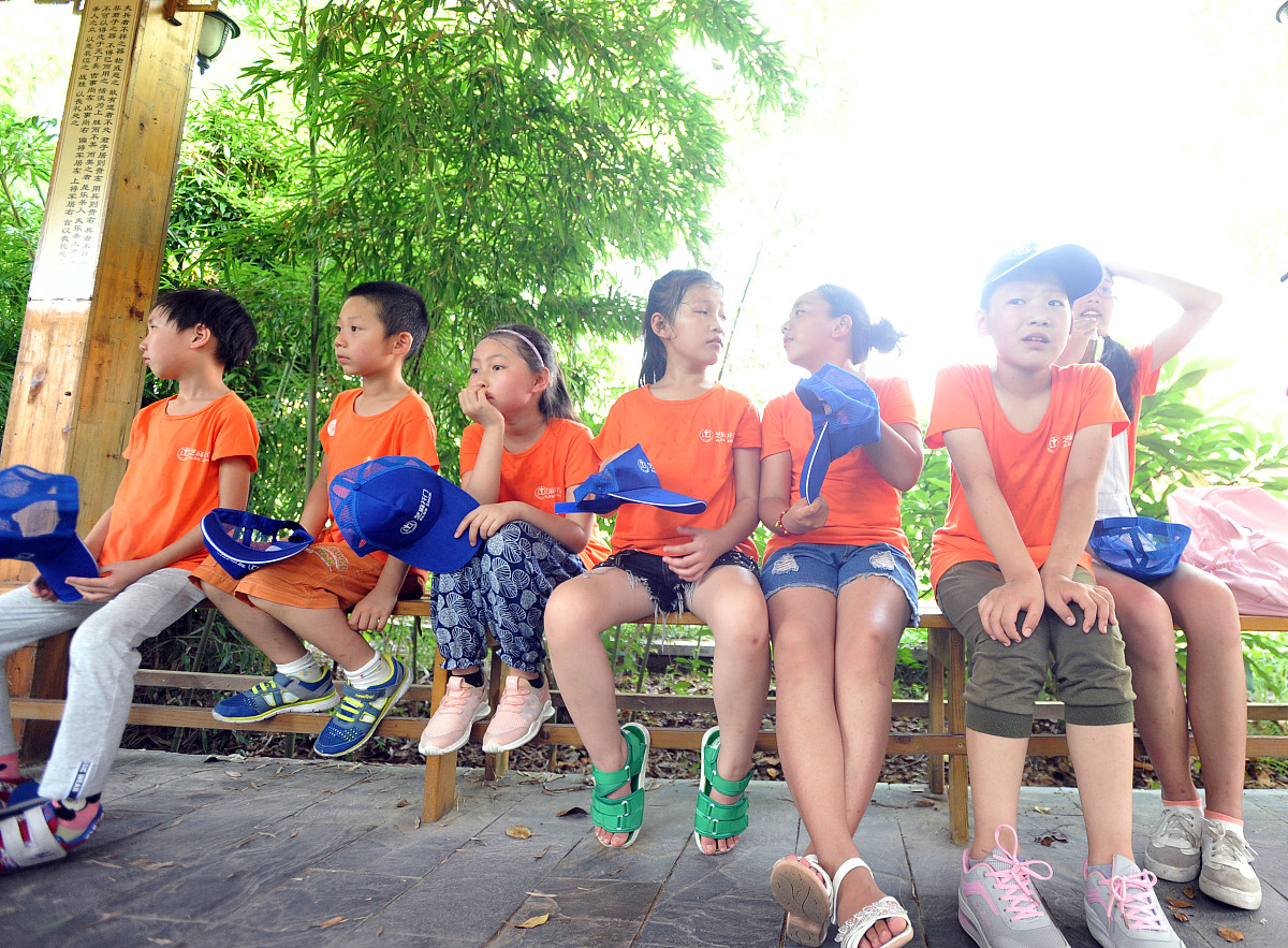 孩子在夏令营中的成长