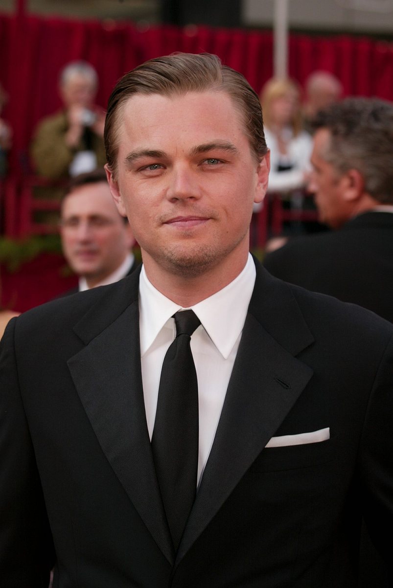 禁闭岛电影解说：莱昂纳多·迪卡普里奥主演的悬疑惊悚佳作