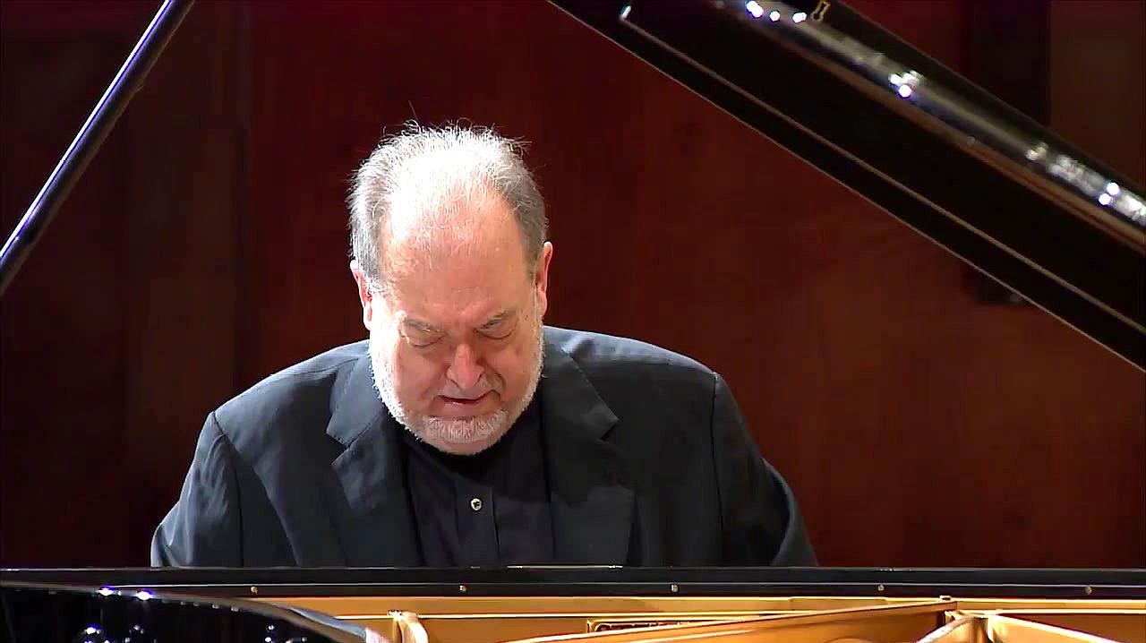 [图]Garrick Ohlsson 演奏肖邦《f小调夜曲》