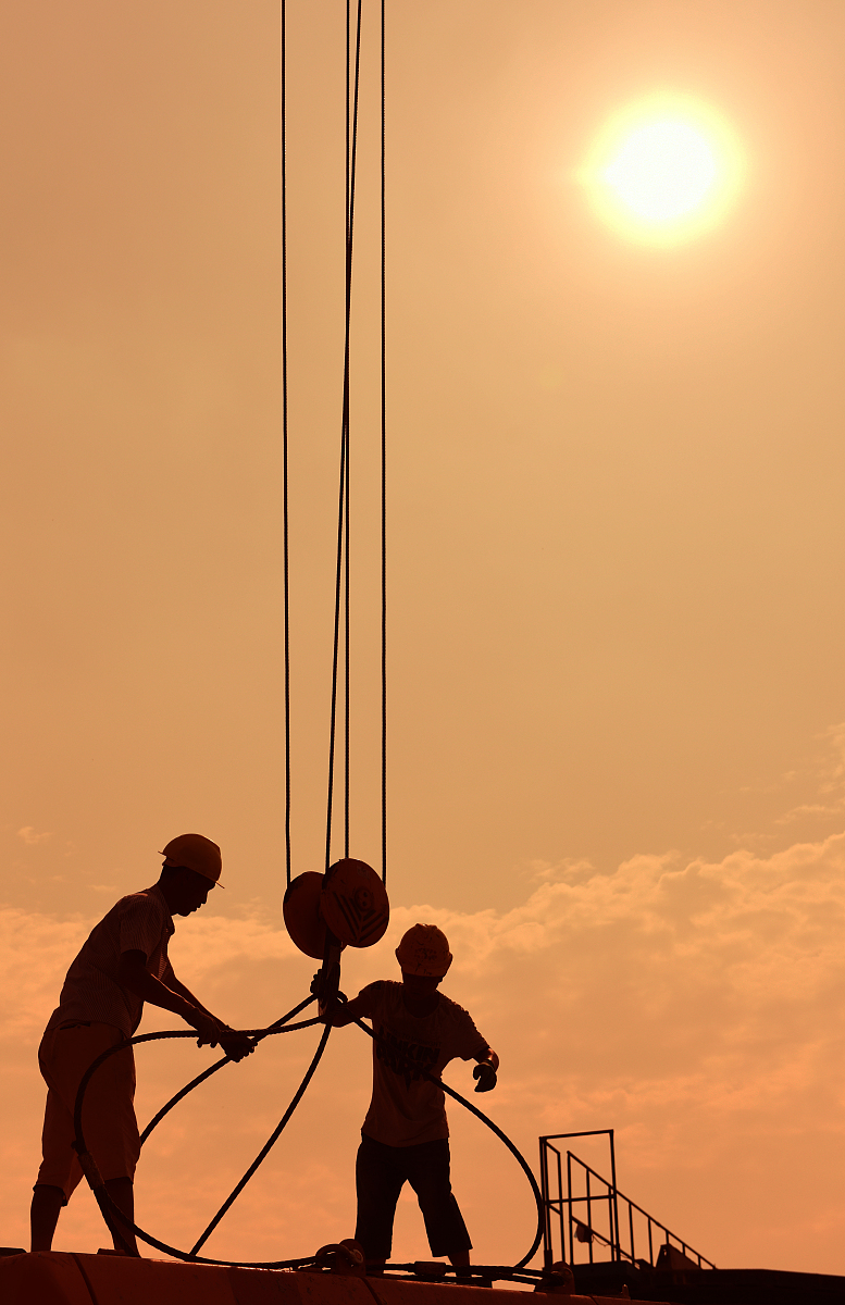 制定项目进度计划：步骤、示例和建议