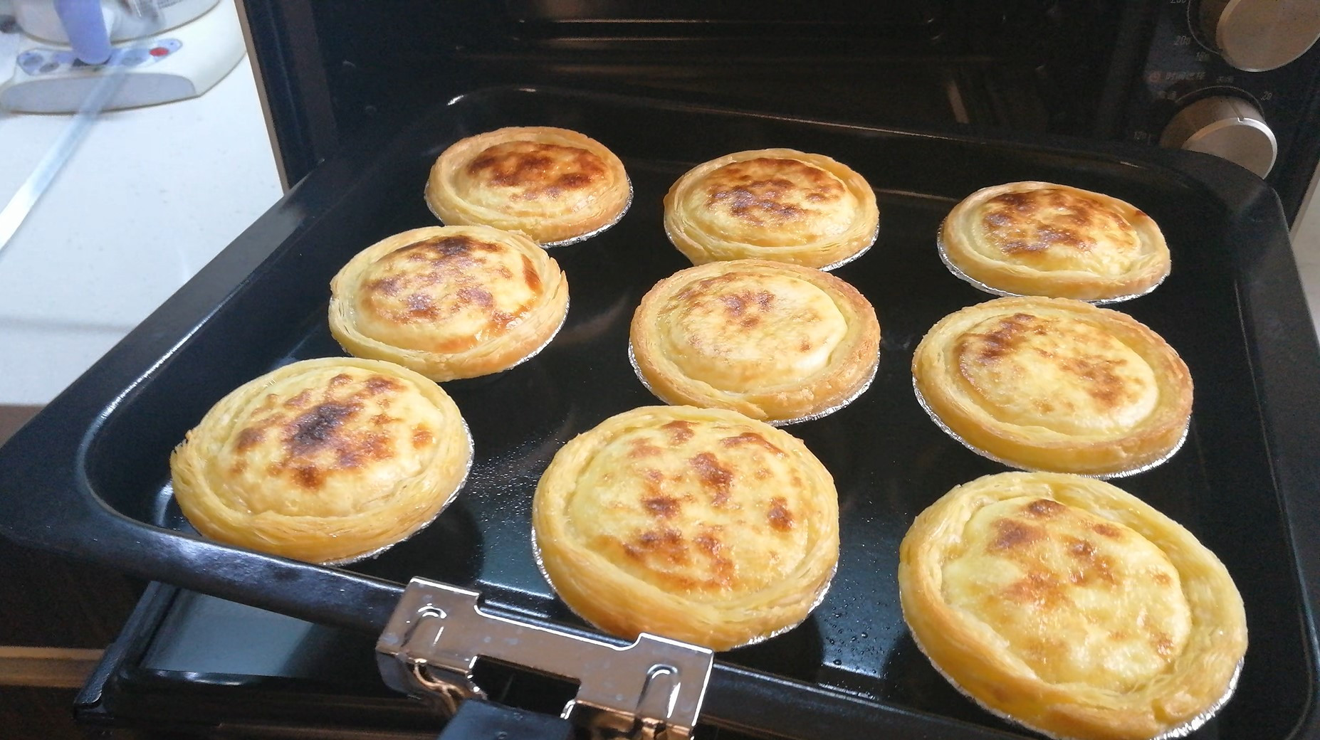 教你蛋挞最简单的做法,只要记住这3点,做出来的蛋挞美味酥脆