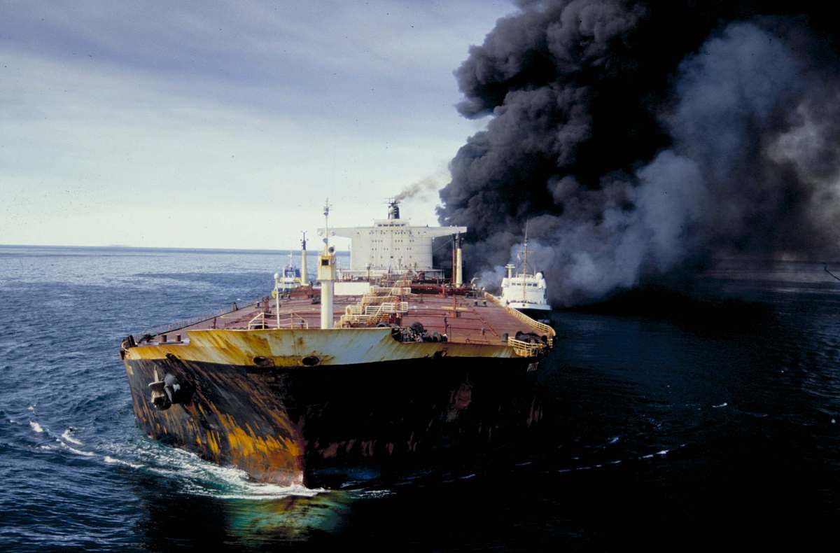 Hull Damage Analysis: Evidence Suggests Common Incident