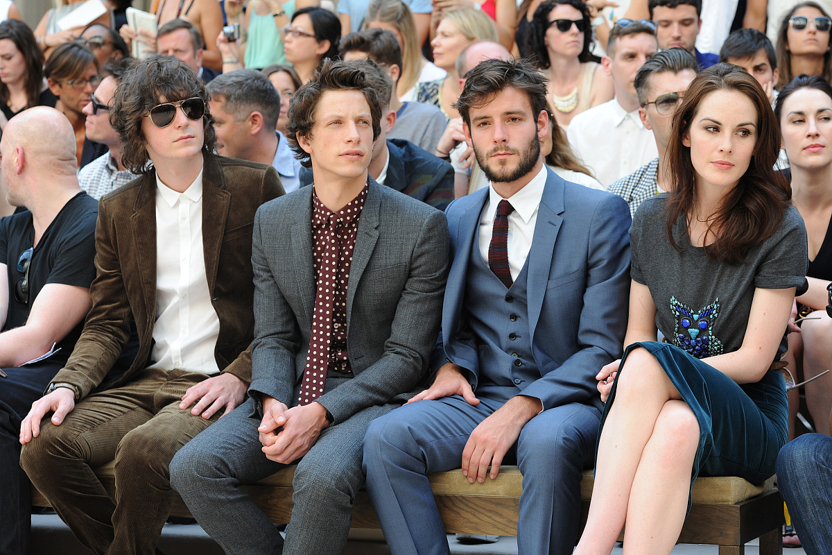 2012年6月23日,米兰,2013米兰男装周(春夏):burberry prorsum 秀场明
