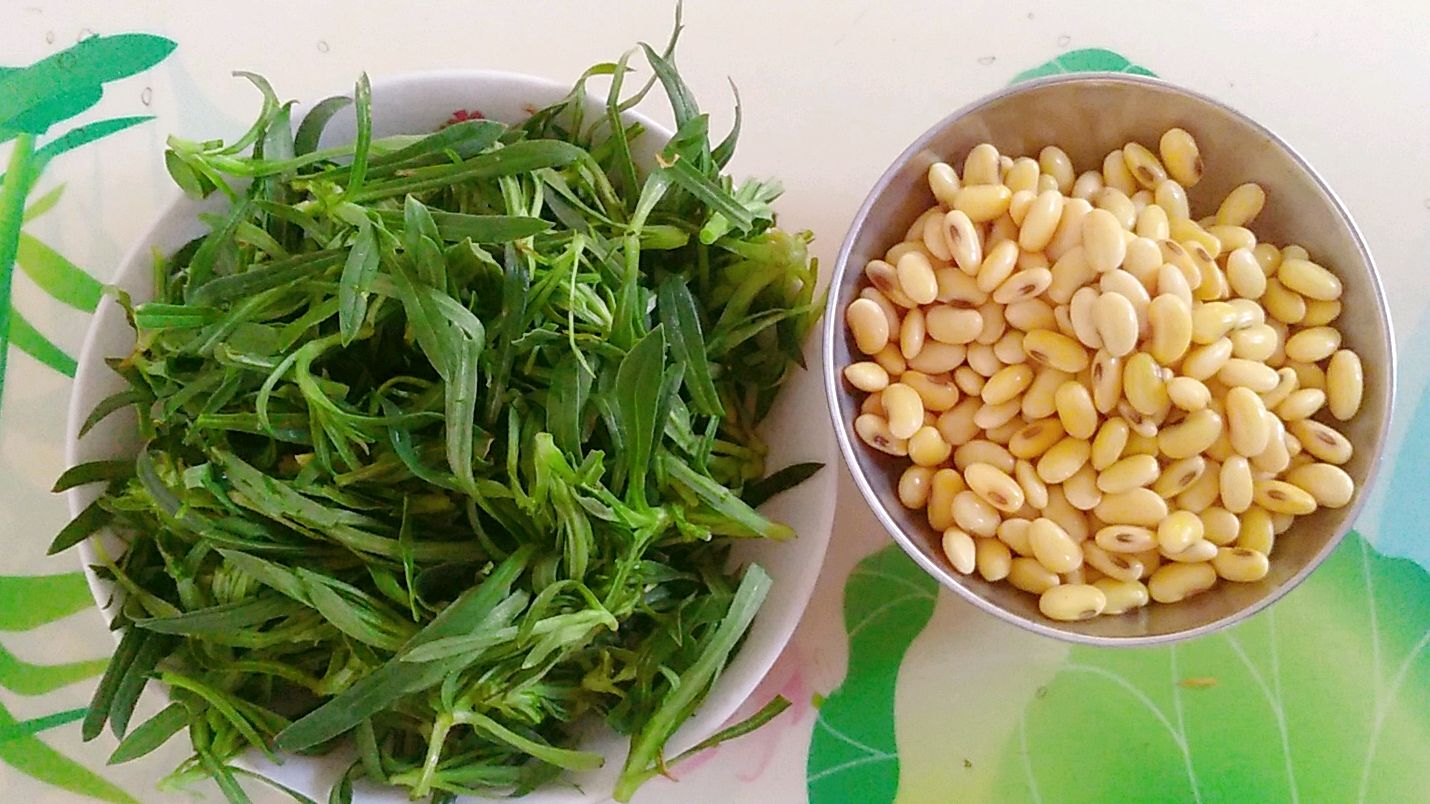 面条菜的农家做法,加一把黄豆,豆香浓郁,好吃又解馋