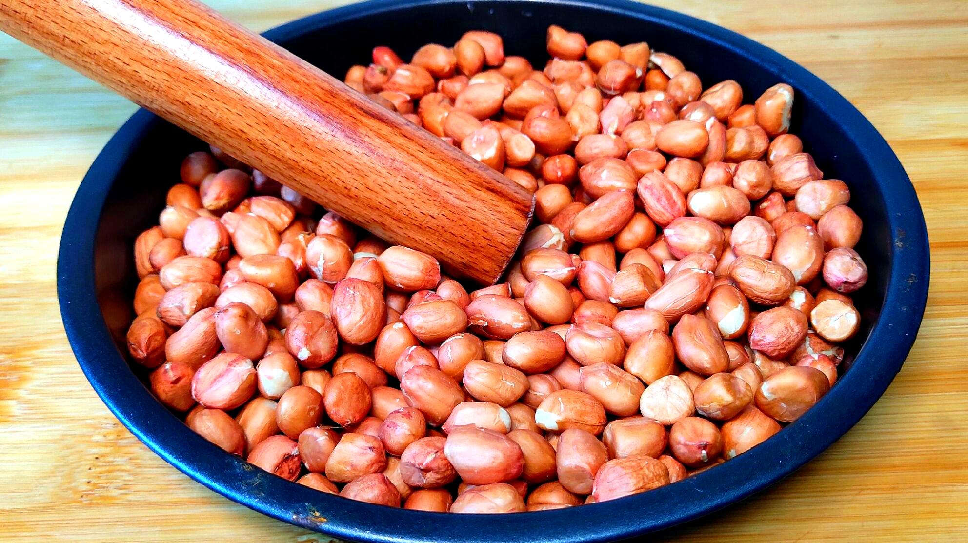 秋天要多吃花生,教你好吃的做法,不油炸不水煮,吃一次念念不忘