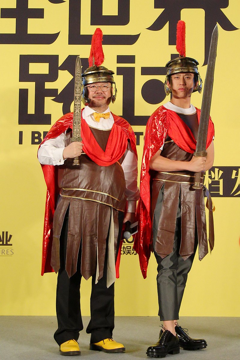 2016年06月27日,北京,电影《从你的全世界路过》定档发布会.***_***张