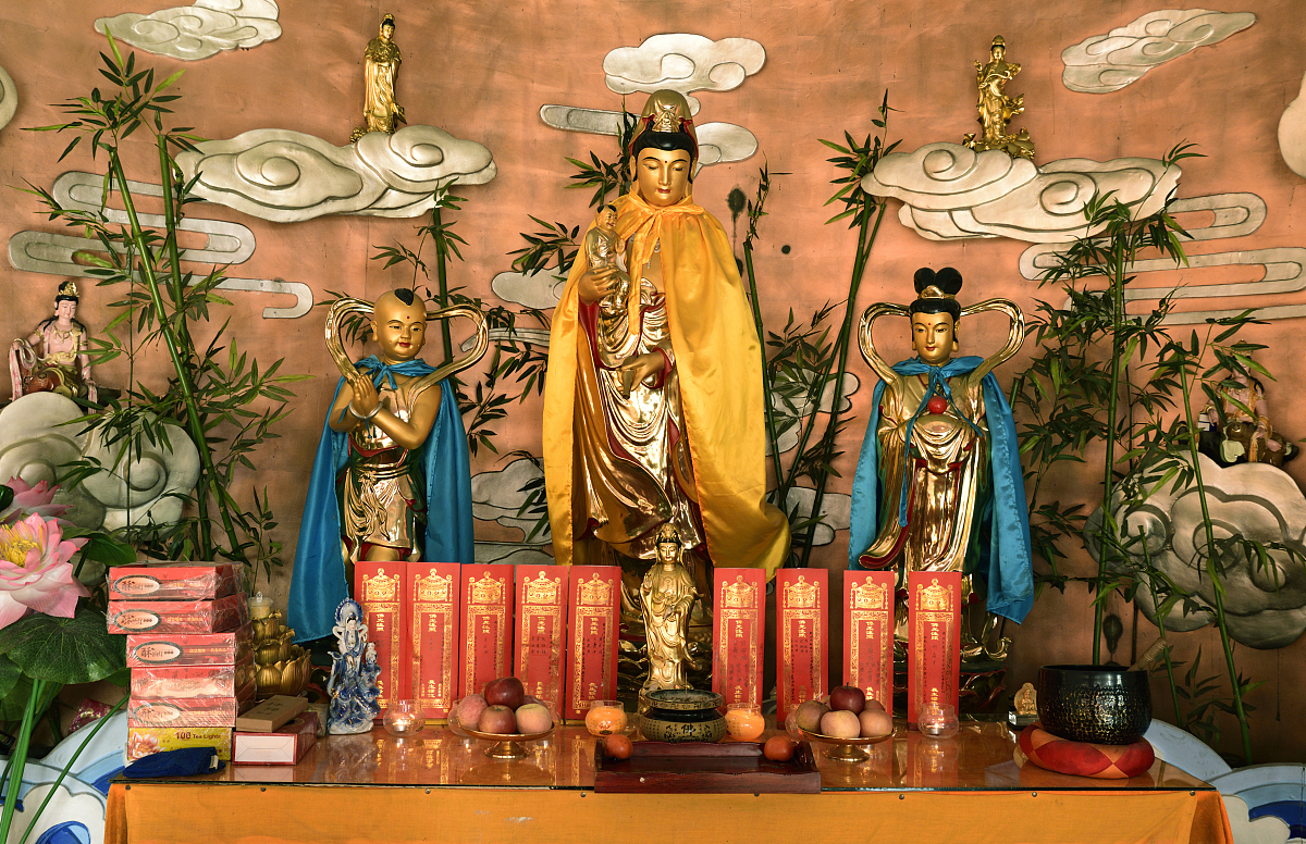 在中国掌管功奖恶罚的神仙